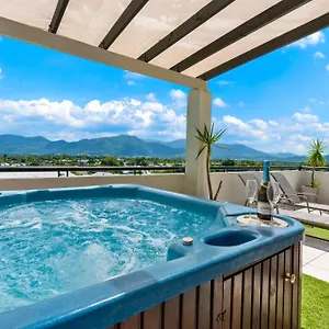  Apartment Penthouse - Private Rooftop Outdoor Gym, & Tv Area With Sunset & Mountain Views