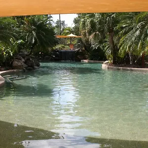 Golf Course Apartment Cairns